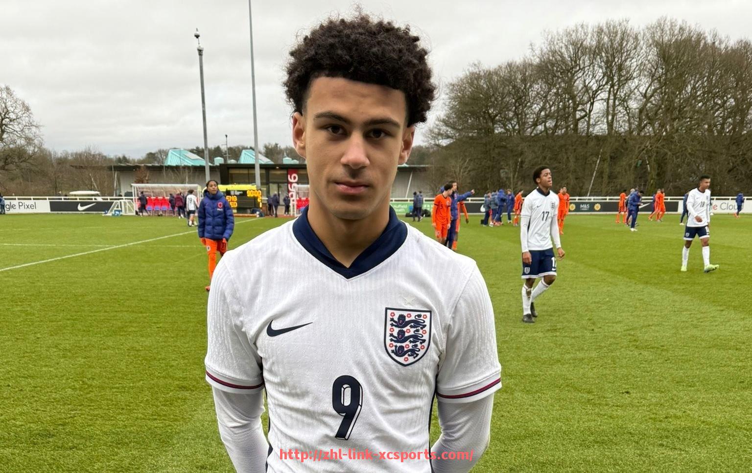 杏彩体育-世俱杯控球率偏低却效率极高的球队战术案例研究